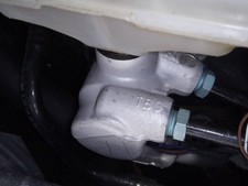 POMPE DE FREIN / 2468519 POUR