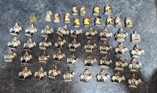 Lot feves santons - lot, 48