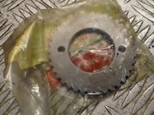 pignon d'arbre a came quad kymco 500 mxu ou quad kymco 550 mxu