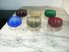 SERIE DE 6 ANCIENS VERRES A PIED CRISTAL DE COULEUR POUR LE VIN ROEMER ART TABLE