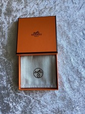 Boîte Hermes vide 10x10 cm + pochette bijoux et son sac shopping 