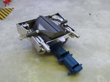 1/18 Moteur V12 FORD GT90