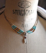 Collier amérindien vintage Zuni argent motifs de plumes perles multicolores n°2