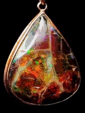 Pendentif Opale du Brésil multicolore
