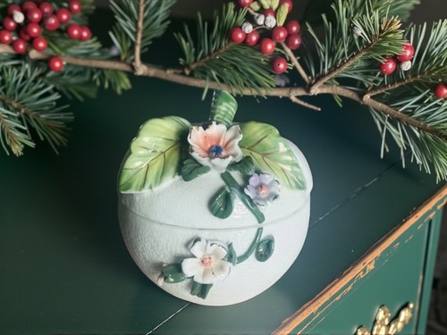 Bonbonnière porcelaine - bonbonnière, en