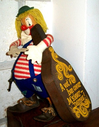 Tirelire clown musicien des - clown,
