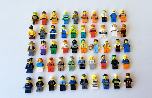 Lot figurines lego 100 - 50,
