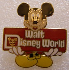 pin's DISNEY MICKEY MOUSE WALT
