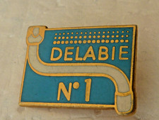 pin's pins badge. Robinetterie