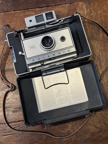 Appareil photo polaroid - photo, et