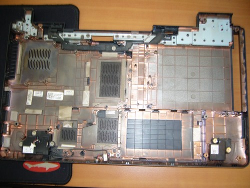 Dell inspiron 1564 plasturgie