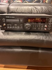 AD tascam DA-30mk2