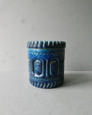 pot en céramique, signé Pol