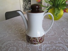 cafetière en porcelaine de