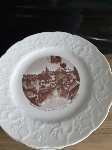 Assiette porcelaine - 10,