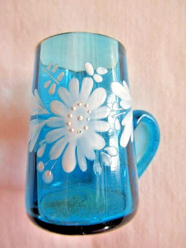 Ancien verre gobelet a - ancien, ou