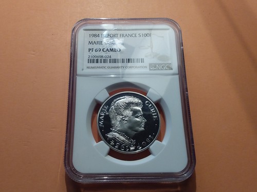 Gem 233 blister - ngc,