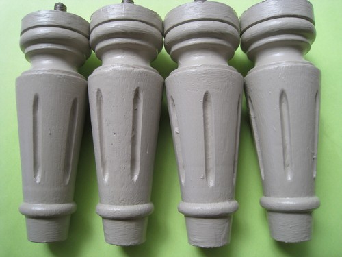 Lot pieds meuble en - pieds, de