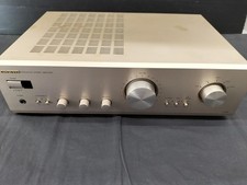 Amplificateur intégré ONKYO