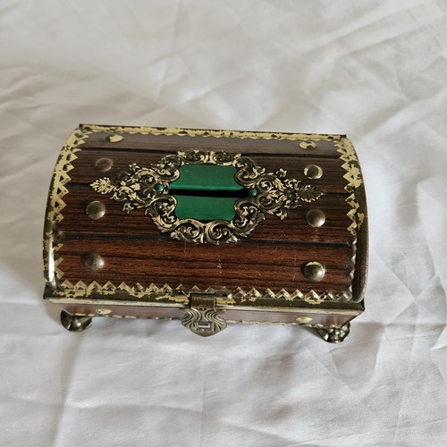 Boite tirelire ancienne - a1,