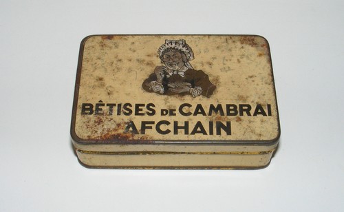 1178 boite fer ancienne - boite,