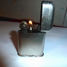 ANCIEN ET RARE BRIQUET A ESSENCE THORENS FABRICATION 1933 SUISSE FONCTIONNE