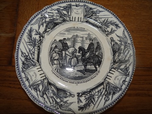 Très rare assiette - très, en