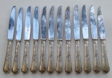 12 GRANDS COUTEAUX DE TABLE
