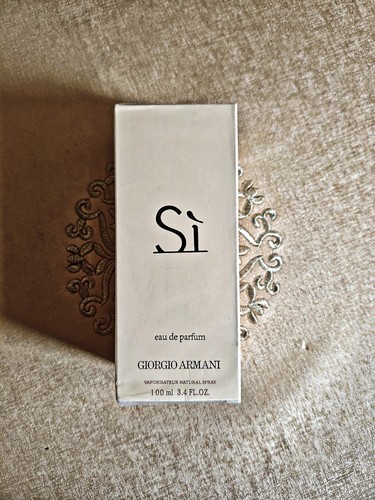 Sì giorgio armani - giorgio,