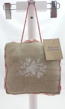 Alizéa coussin carré tissu taupe et carreaux rouge-déco-14 X 14 X 4 cm- 