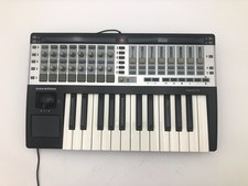 Novation ReMOTE 25 SL MIDI