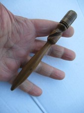 RARE ANCIEN AFFIQUET PORTE