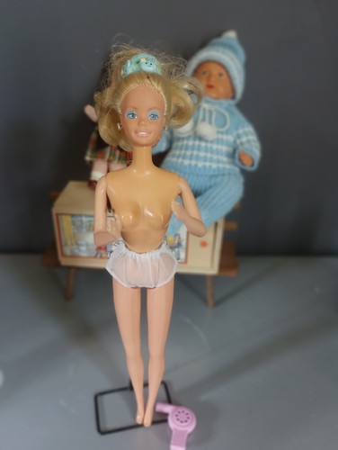 Barbie 1985 vintage - barbie,