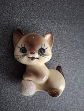 Petit Chat En Porcelaine Avec