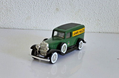 Voiture solido - solido,