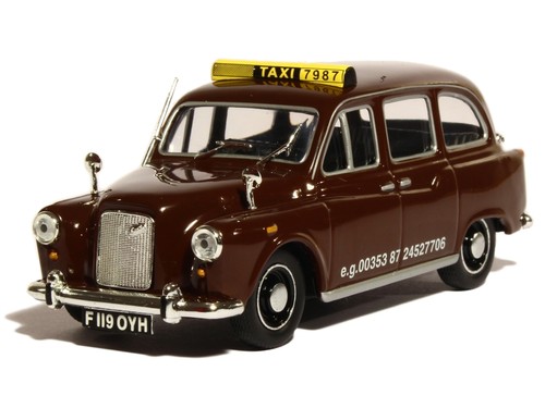 Austin fx4 taxi - taxi, dublin