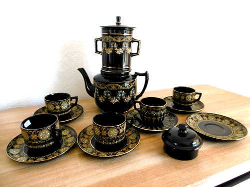 Service cafe the - a,