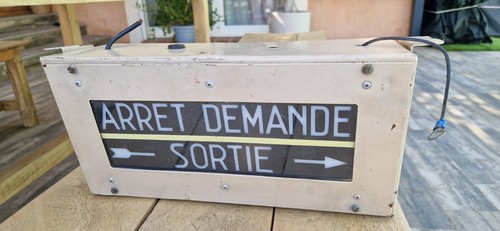 Ancienne signaletique arret - ancienne,