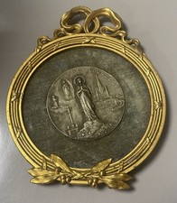 Ancien cadre religieux