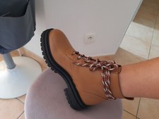 Bottines Cacharel Taille  38 cuir  Neuves  ultra confortables