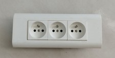 Bloc de trois prises de