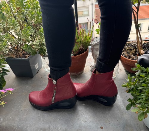 Gorgeous fly london wedges - fly,