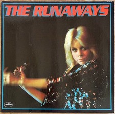 33t The Runaways - The