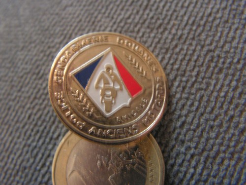Pins gendarmerie motard - ,