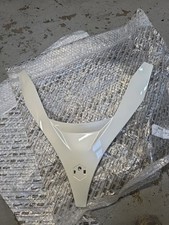 Face avant en V Piaggio MP3 125/250/300/350/400/500 4t (624432)