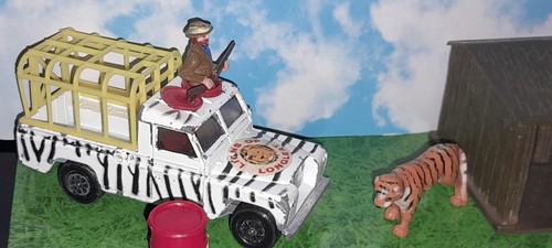 Corgi toys daktari land - daktari,
