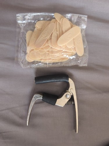 Saz baglama capodastre - &,