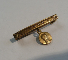 Ancienne BROCHE de BEBE en Plaqué OR ORIA médaille SAINTE VIERGE MARIE