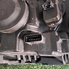 Optique avant principal gauche