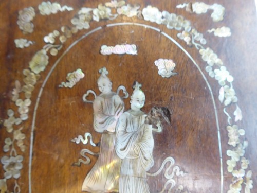 Panneau bois sculpté et - panneau,